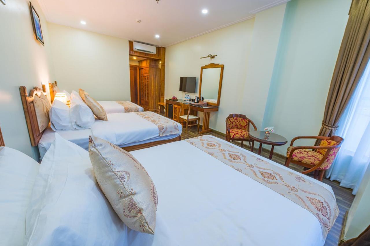 Kampong Thom Royal Hotel Exterior foto