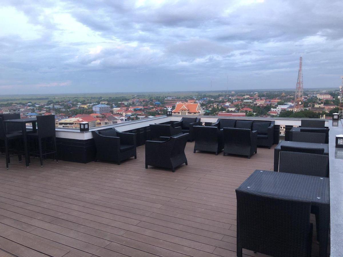 Kampong Thom Royal Hotel Exterior foto